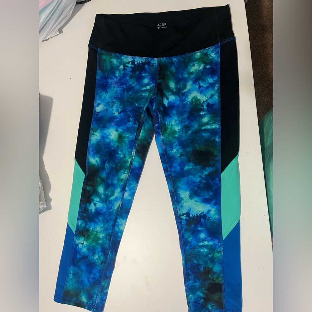 Champion, Capri, athletic leggings. Small.